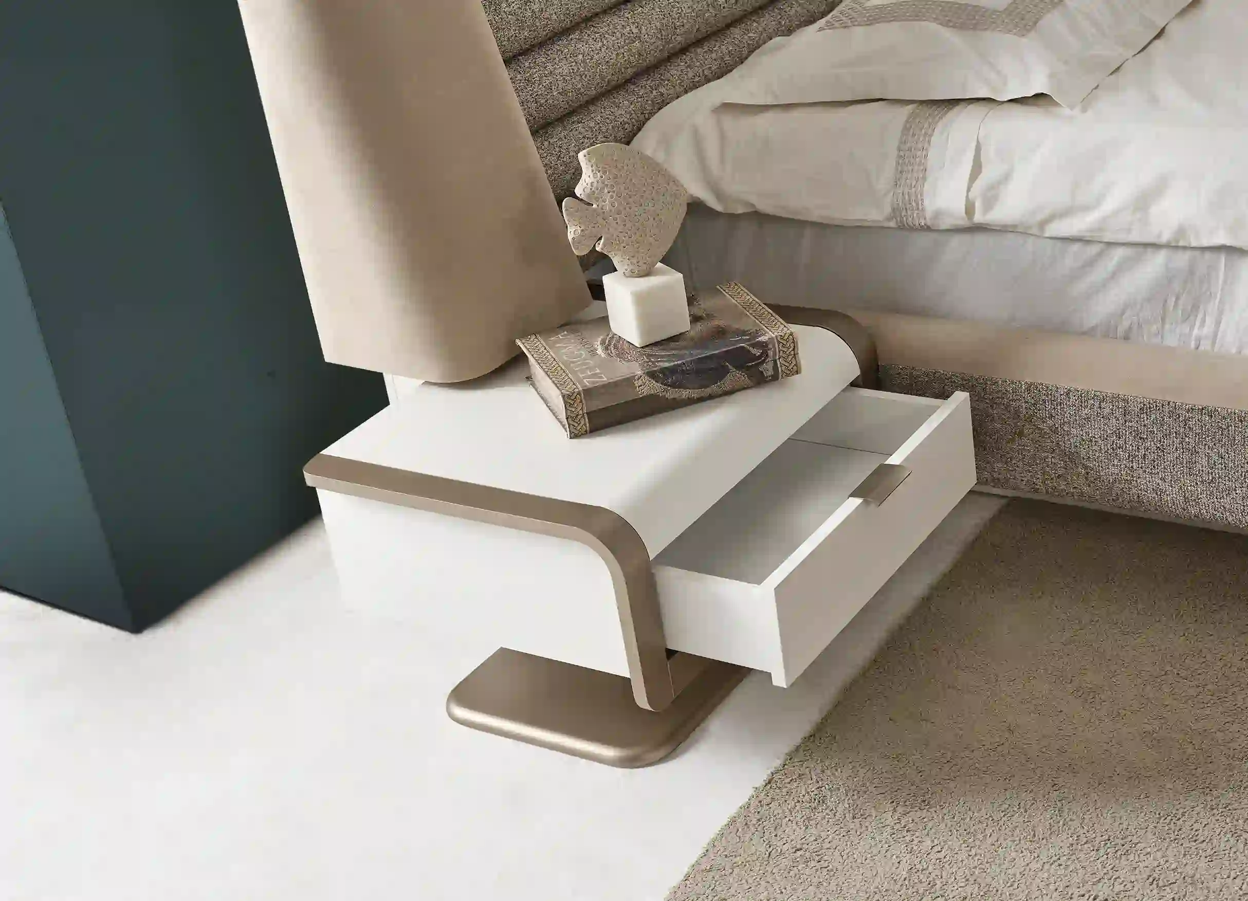 VALERIA YATAK ODASI TAKIMI