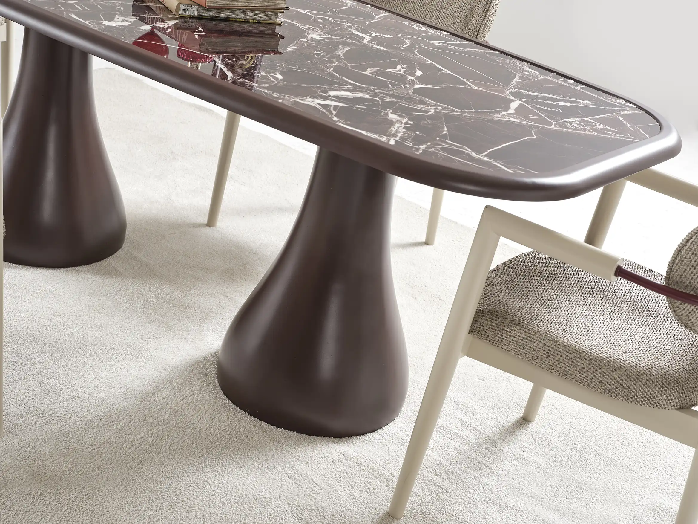 LEONORA YEMEK ODASI TAKIMI